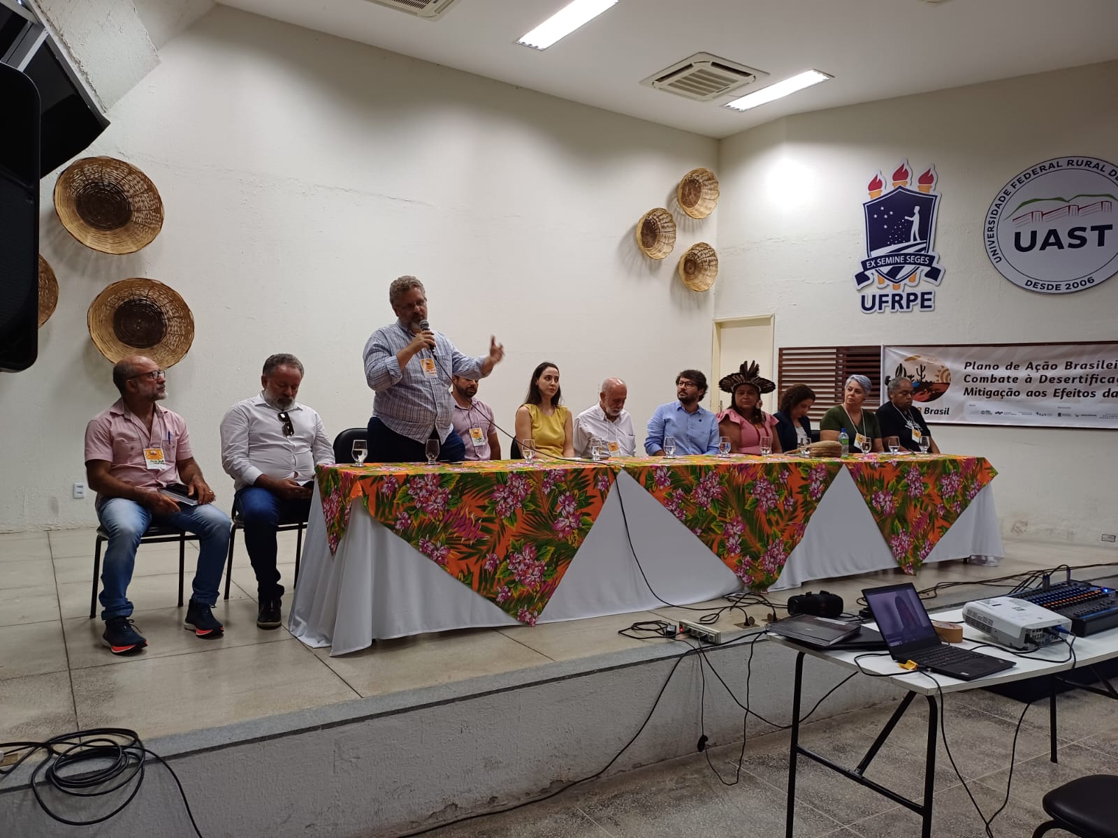 CMN participa de diálogo para construção de plano contra a desertificação e mitigação dos efeitos da seca CMN participa de diálogo para construção de plano contra a desertificação e mitigação dos efeitos da seca